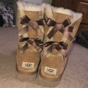 Bailey Bow Short Boots